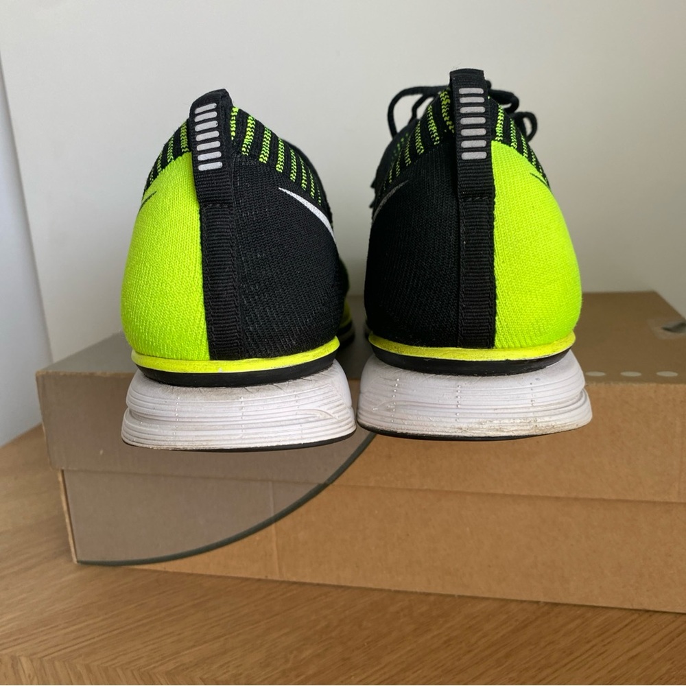 RARE 2012 Nike Flyknit Racer “Volt” Men Sneakers- SZ 12 - Picture 10 of 12